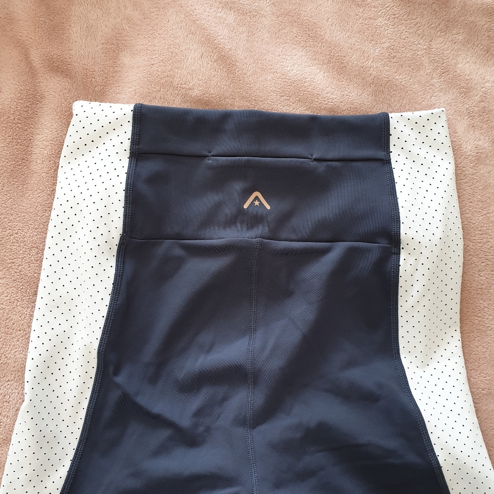 Rockwear 3/4 Length Gym Tights/Leggings - Picture 3 of 4